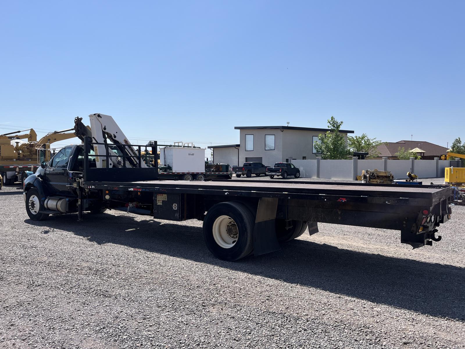 ./imagenes/INVOICE/2019/17193/CAMION CON GRUA HIAB IMT 1178 SL K2 (17).JPG